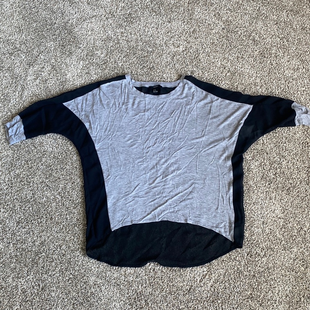 Forever 21 3/4 sleeve grey tee blouse with black sheer back